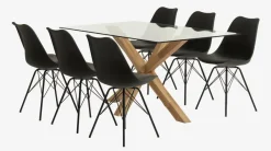 AGERBY L160 tafel eiken + 4 KLARUP stoelen zwart