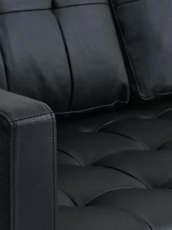 Bank FALSLEV chaise longue zwart kunstleer