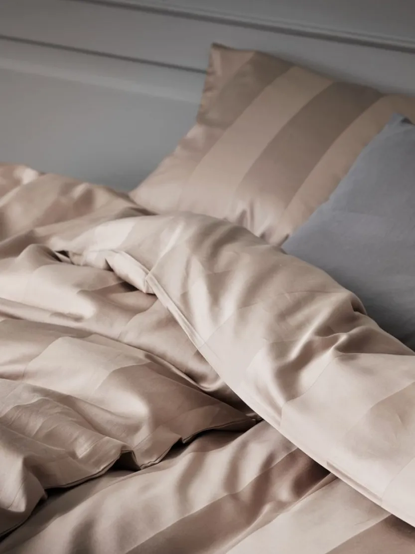 Dekbedovertrek BARBO satijn 240x220 zand