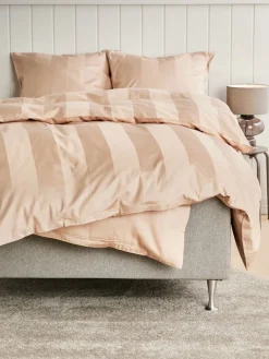 Dekbedovertrek BARBO satijn 240x220 zand