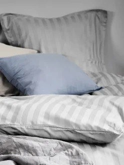 Dekbedovertrek NELL satijn 140x200 lichtgrijs