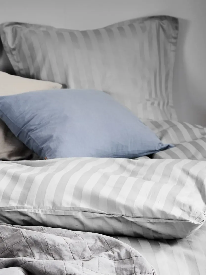 Dekbedovertrek NELL satijn 140x200 lichtgrijs