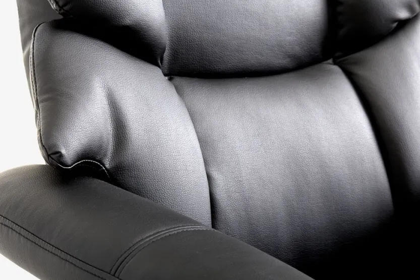 Fauteuil met voetenbank HASSELAGER zwart