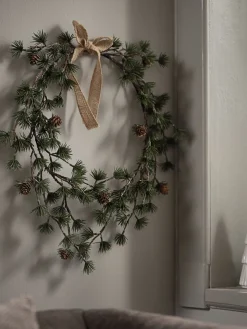 Kerstkrans BELI Ø45xH4cm dennenappels groen