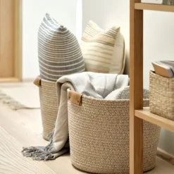 Mand KARLJOHAN B38xL38xH28cm grijs