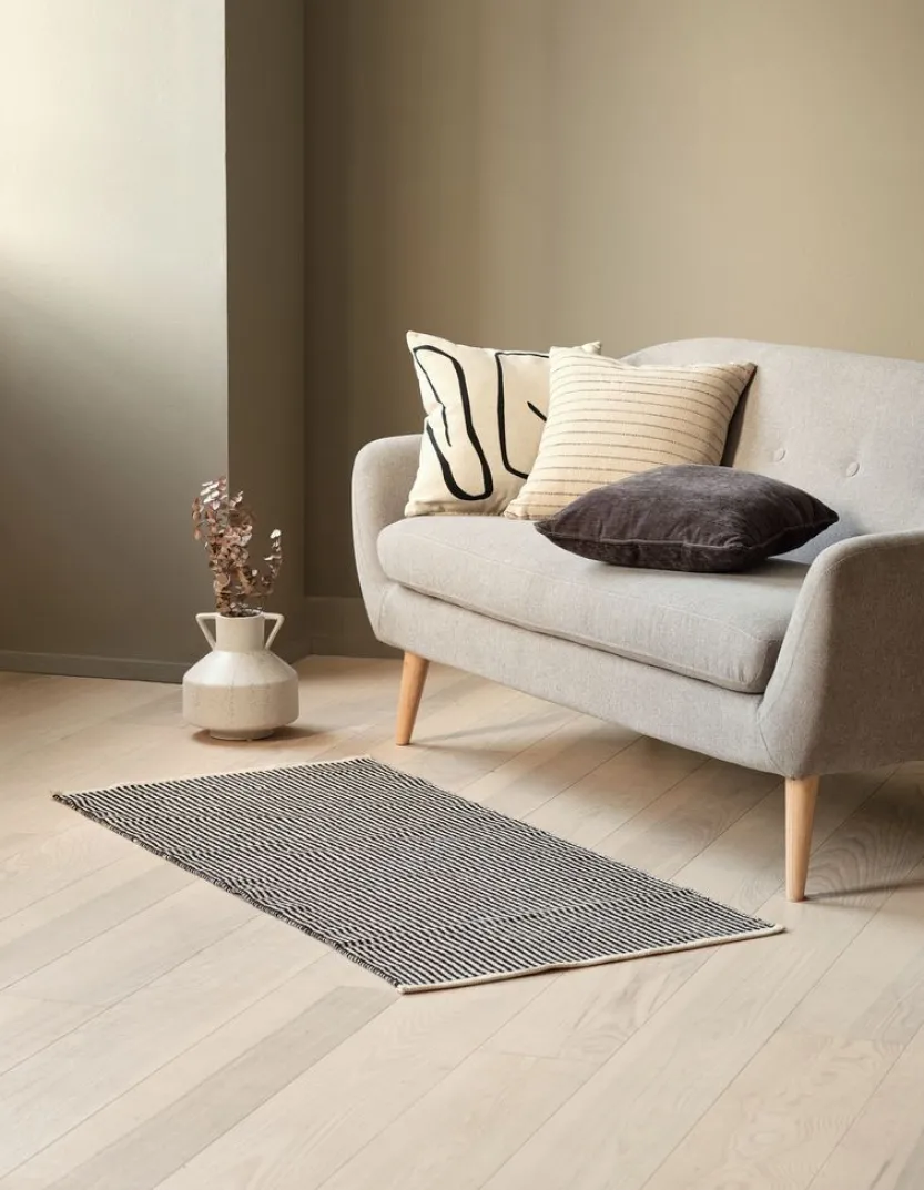 Sierkussen HVITVEIS 45x45 off-white