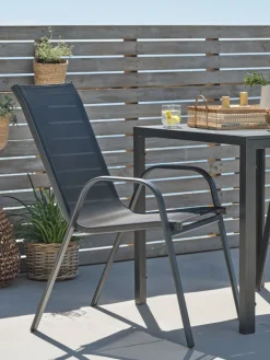 Stapelstoel LEKNES zwart