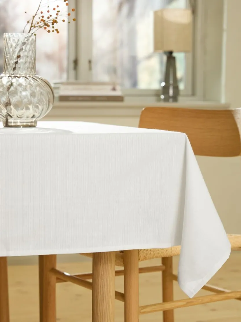 Tafelkleed AGERMYNTE 140x240 off white