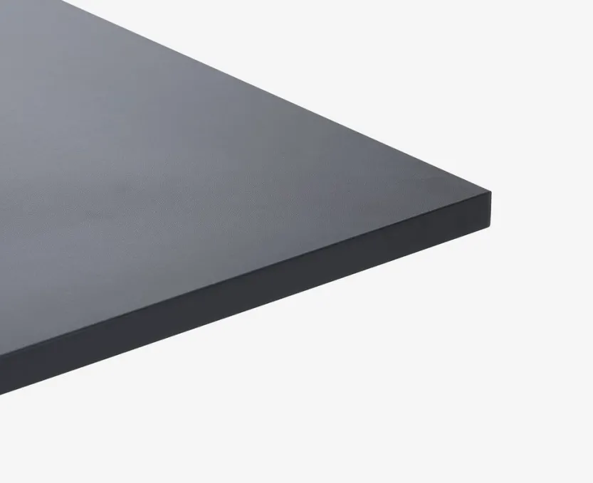 Verstelbaar bureau LUNDTOFT 70x130 zwart