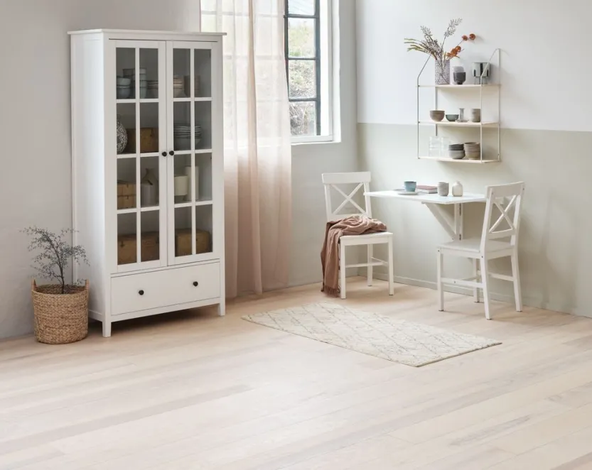 Vitrinekast NORDBY 2 deuren 1 lade wit